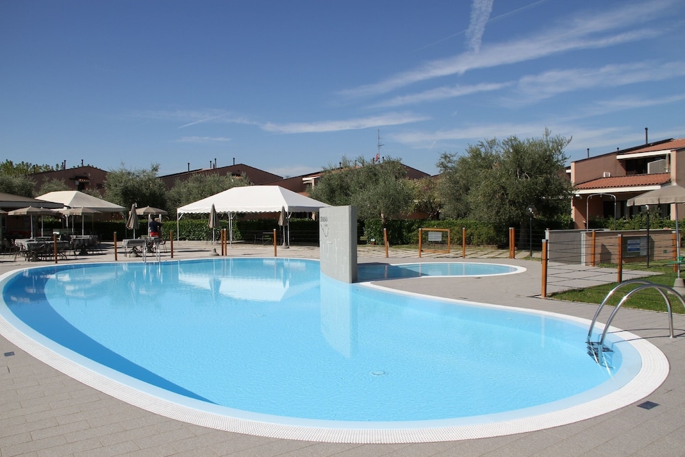 

Milano - Padenghe sul Garda - Villaggio Barbara