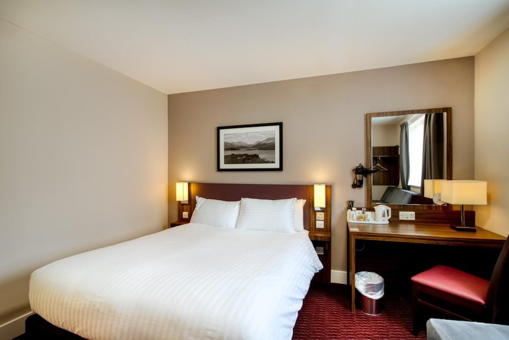 

Bologna - Glasgow - Queen of the Loch, Balloch by Marston's Inns