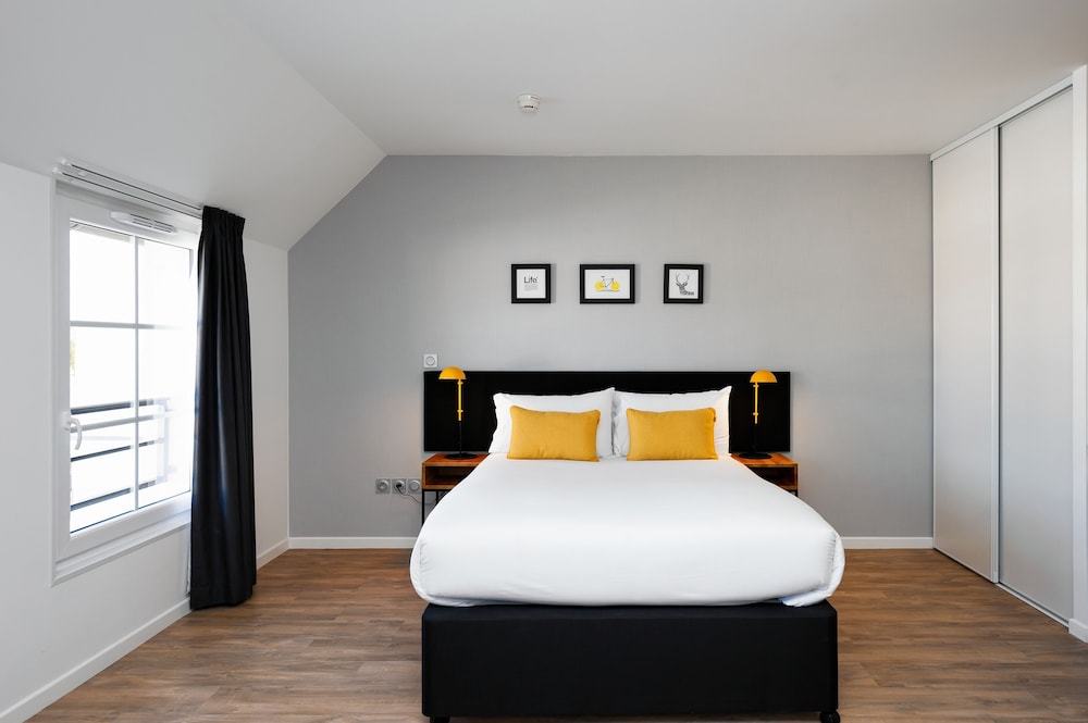 

Genova - Ferrières-en-Brie - Staycity Aparthotels near Disneyland Paris