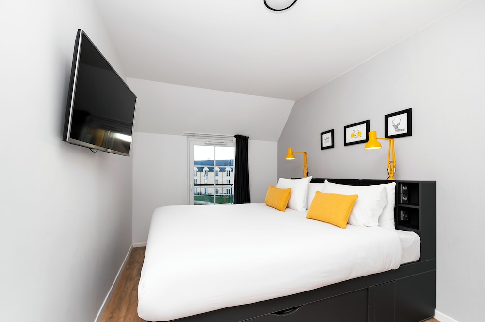 

Napoli - Bailly-Romainvilliers - Staycity Aparthotels near Disneyland Paris