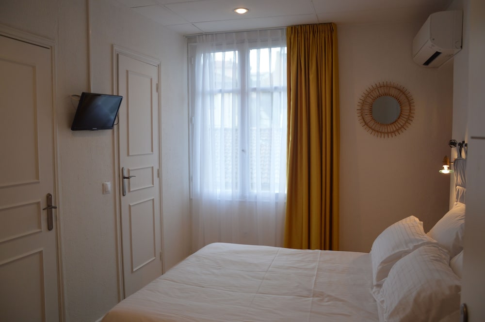

Brindisi - Saint-Tropez - Hotel le Castellamar