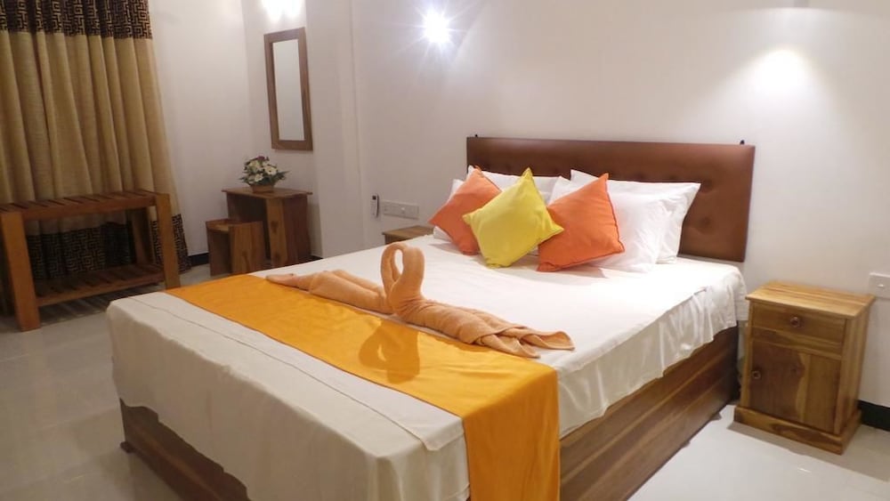 

Roma - Negombo - Wind Mill Villa Hotel