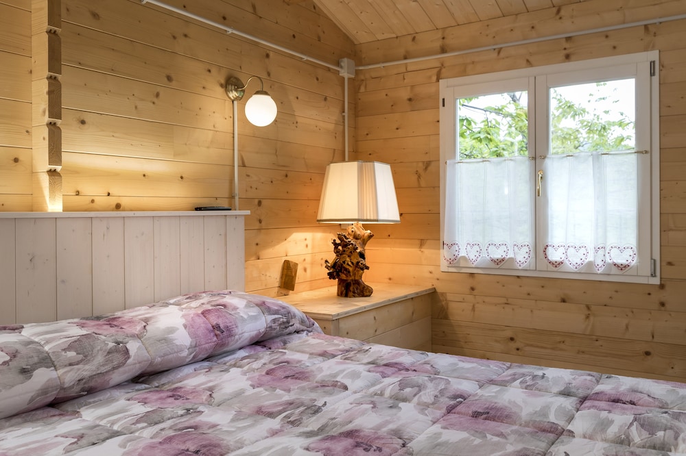 

Firenze - Sestola - Glamping Villaggio Parco Dei Castagni 4 stelle