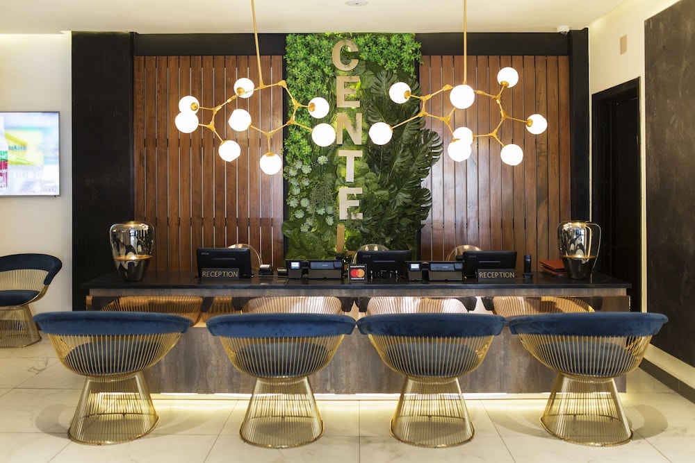 

Napoli - Antananarivo - Le Centell Hotel & Spa