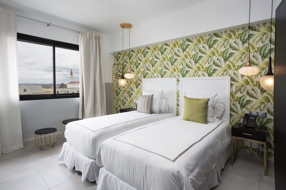 

Bari - Antananarivo - Le Centell Hotel & Spa