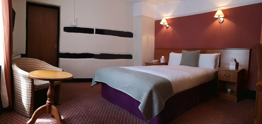 

Milano - Uxbridge - The Tudor Hotel