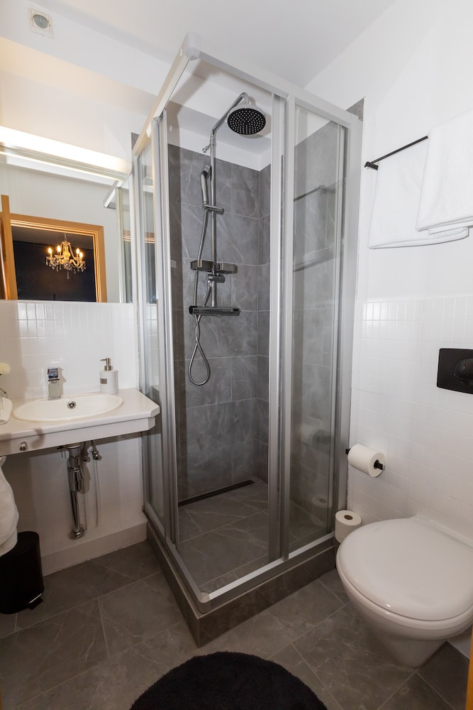 

Catania - Akureyri - Hotel North