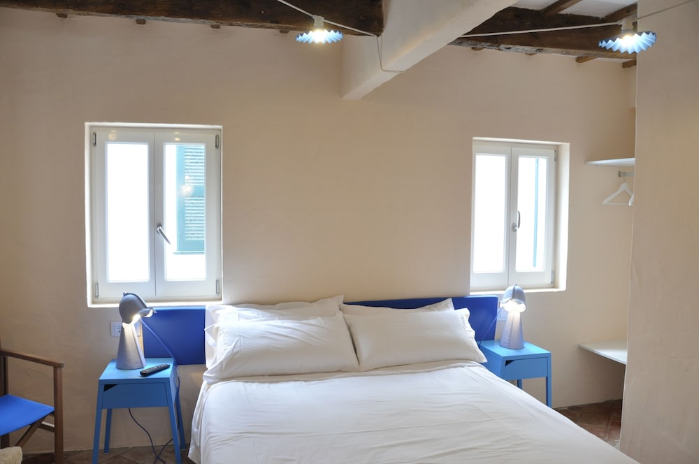 

Napoli - Cala'n Bosch - Boutique Hotel RifugioAzul