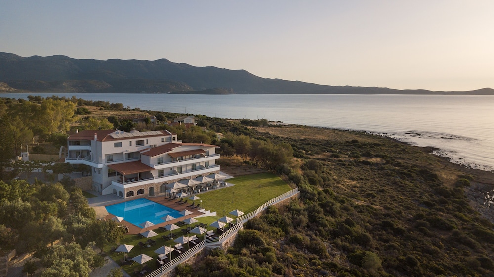 Monemvasia - ALKINOI RESORT AND SPA