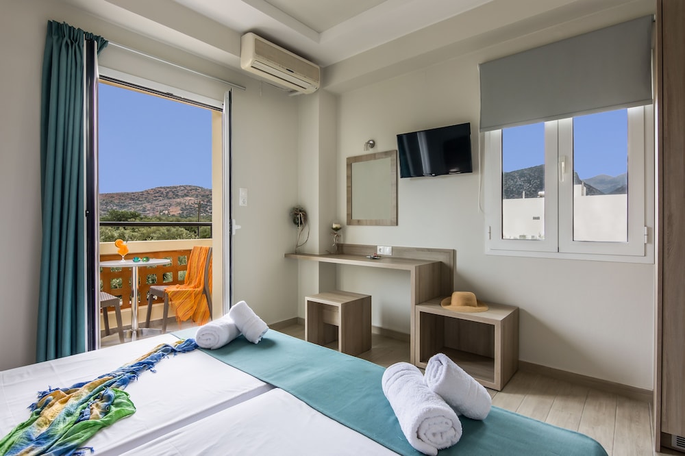 

Bari - Milatos - Sisi Breeze Hotel