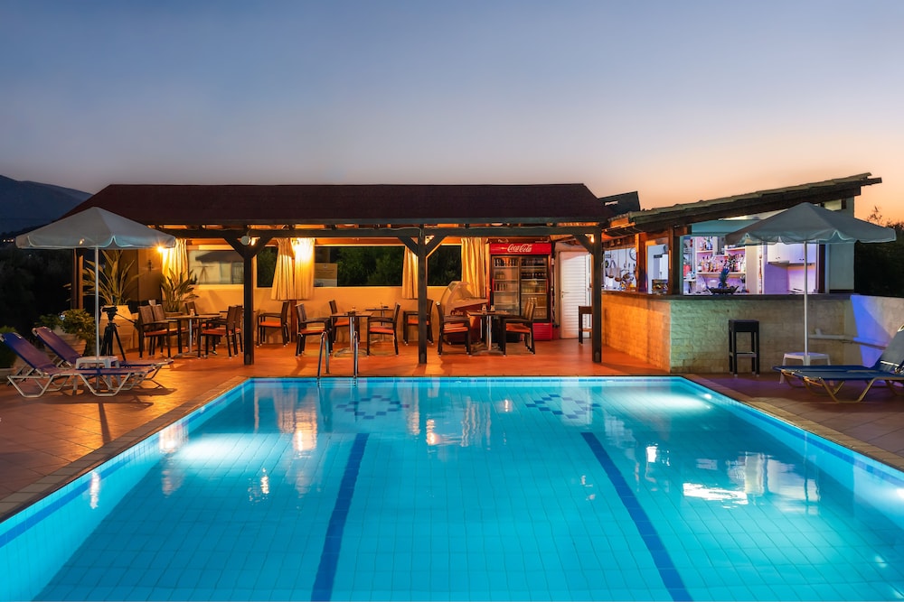 

Firenze - Milatos - Sisi Breeze Hotel