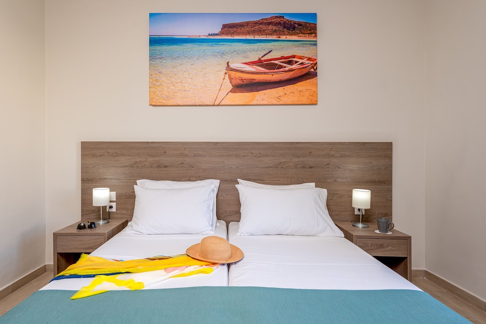 

Napoli - Milatos - Sisi Breeze Hotel