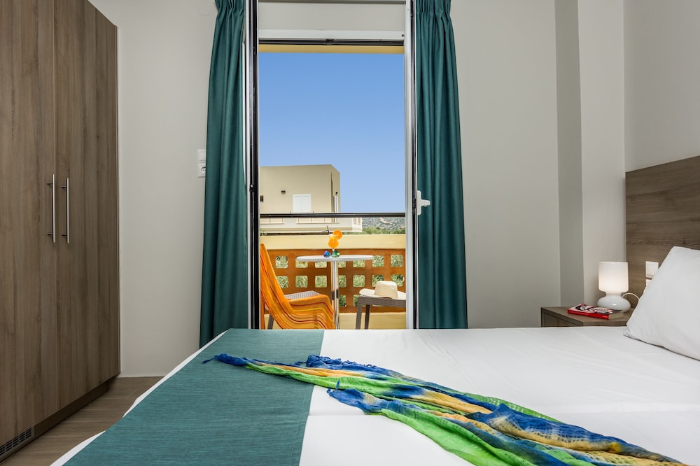 

Catania - Milatos - Sisi Breeze Hotel