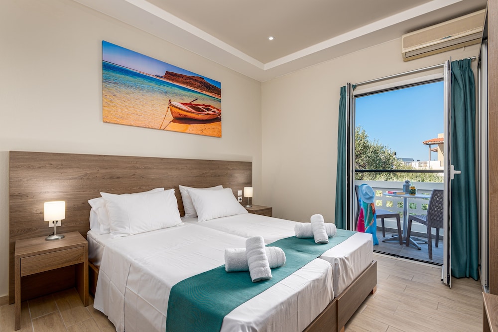 

Bari - Milatos - Sisi Breeze Hotel