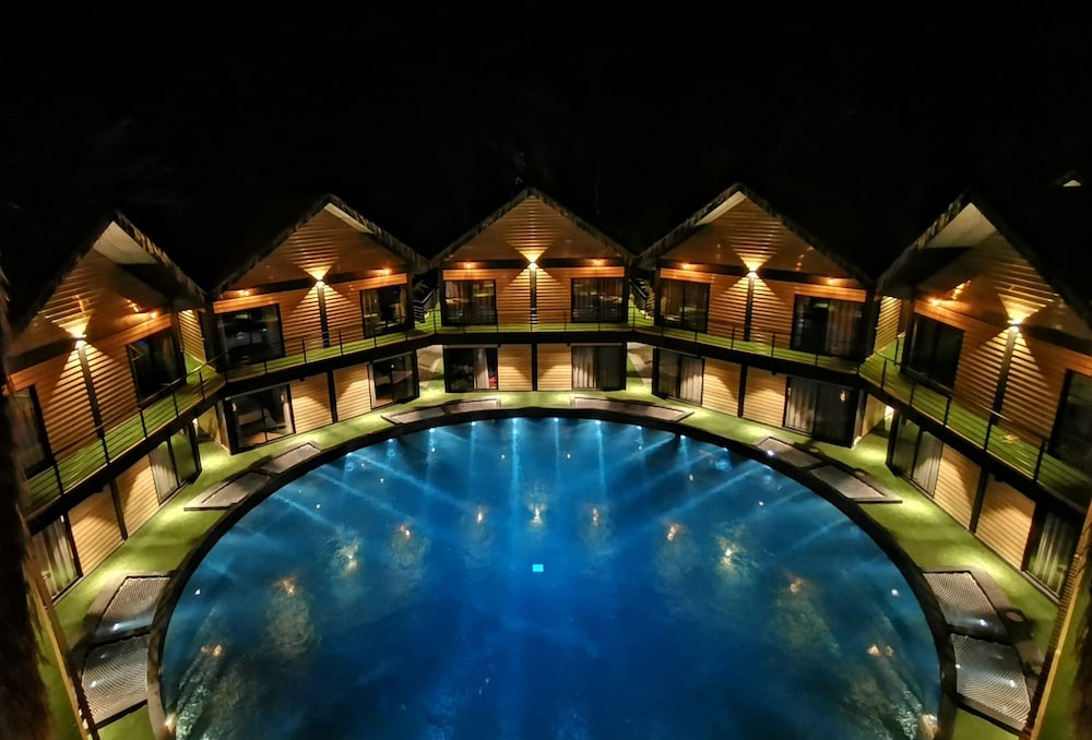 

Roma - Langkawi - A Rock Resort Langkawi - Coral Reefs