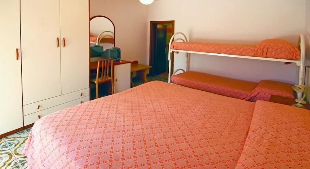 

Bari - Ischia - Hotel Park Calitto