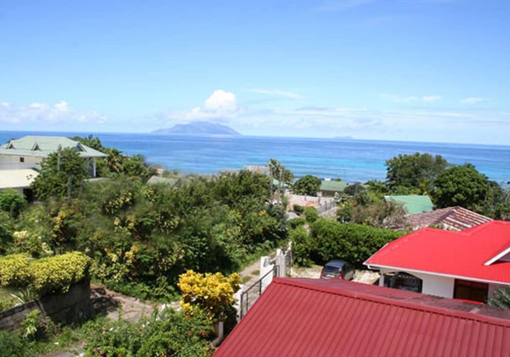 

Milano - Beau Vallon - Casadani Hotel
