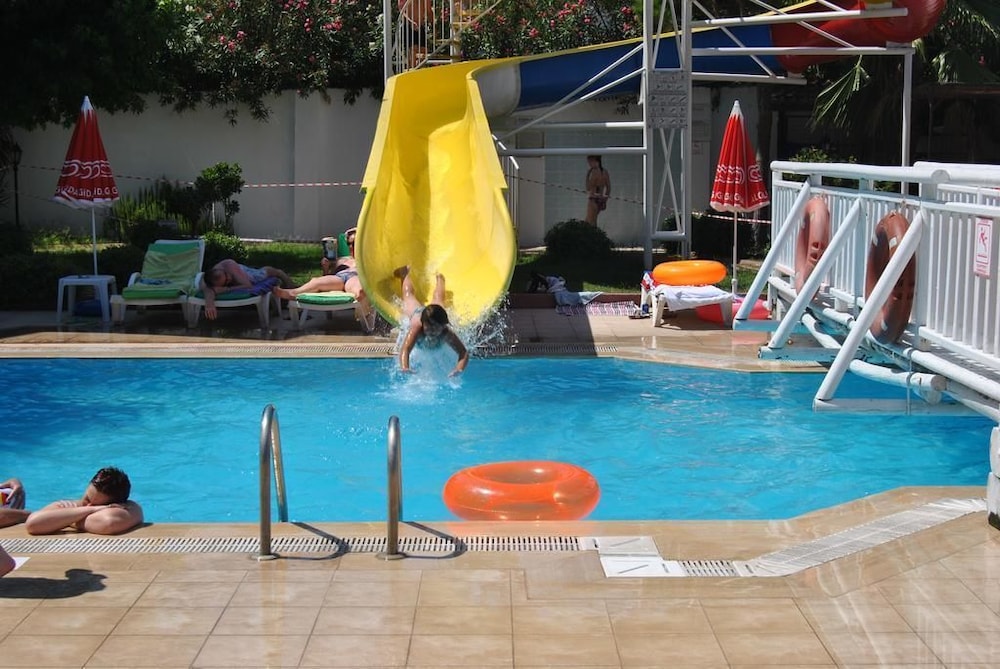 

Milano - Marmaris - Club Ekinci Palace