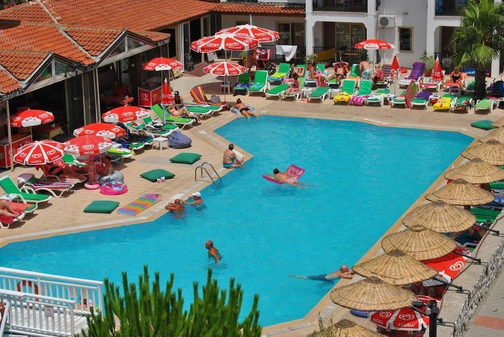 

Milano - Marmaris - Club Ekinci Palace