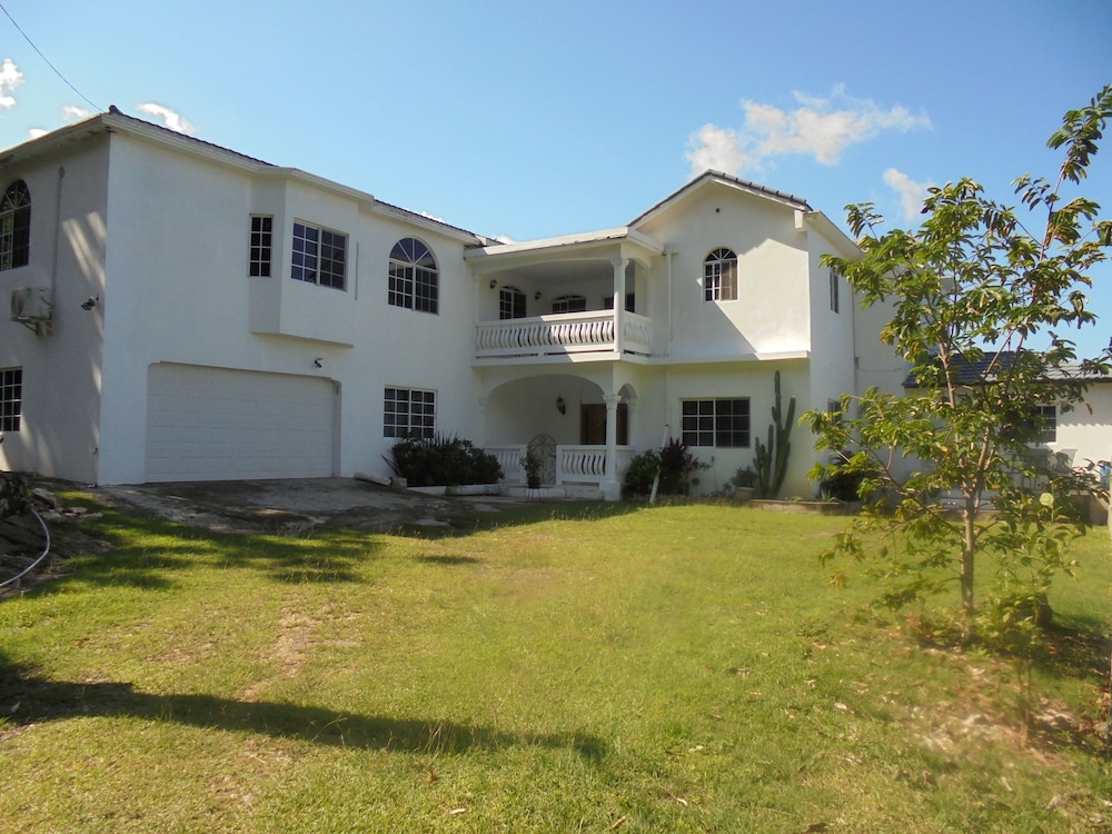 

Napoli - Port Antonio - Pearl Ocean Villa