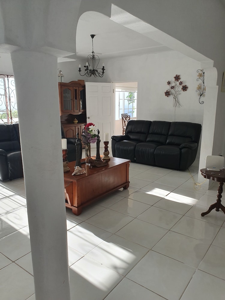 

Roma - Port Antonio - Pearl Ocean Villa