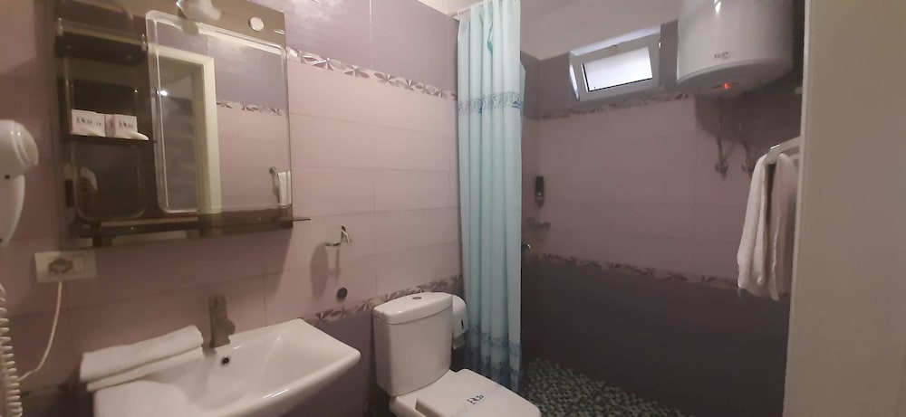 

Palermo - Tirana - Hotel Bylis