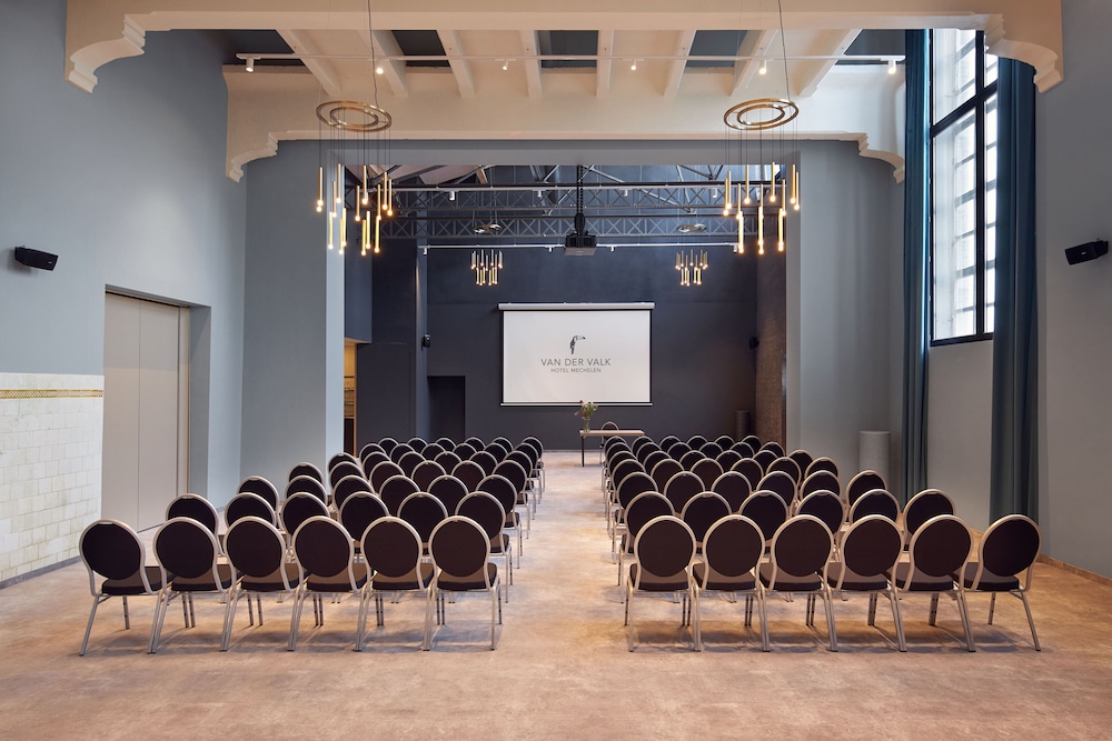 

Bologna - Mechelen - Van der Valk Hotel Mechelen
