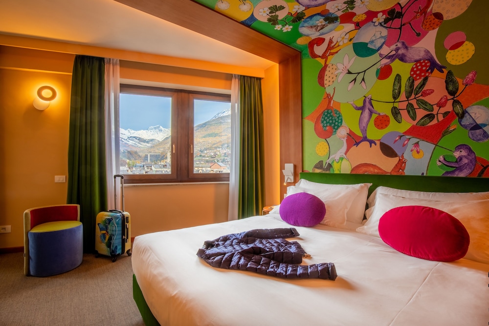 

Napoli - Saint-Pierre - OMAMA Hotel