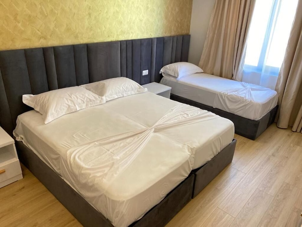 

Napoli - Durrës - Hotel Alion