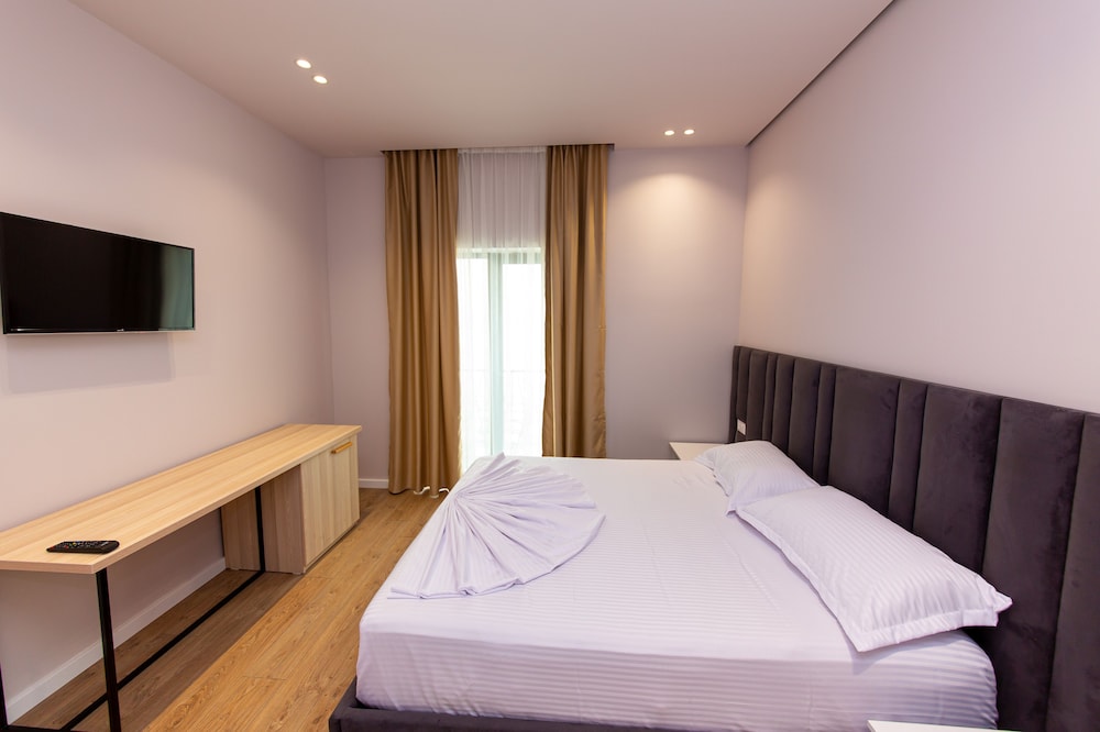 

Napoli - Durrës - Hotel Alion