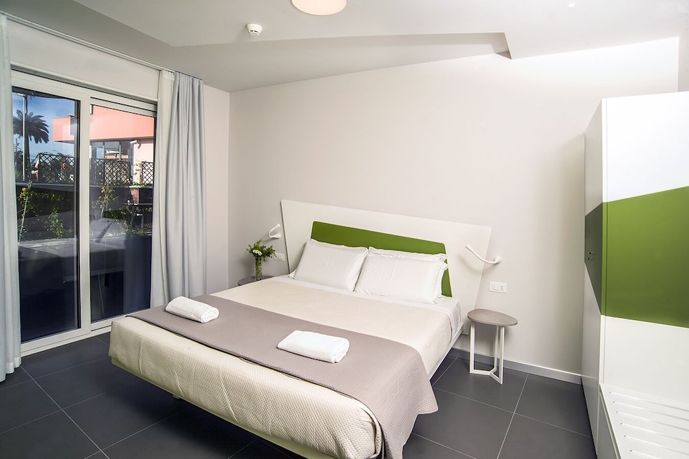 

Venezia - Acireale - Ciclope Resort
