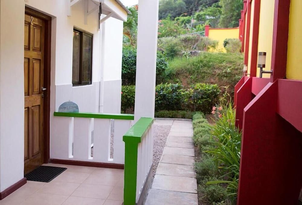 

Roma - Anse Boileau - Evergreen Apartments