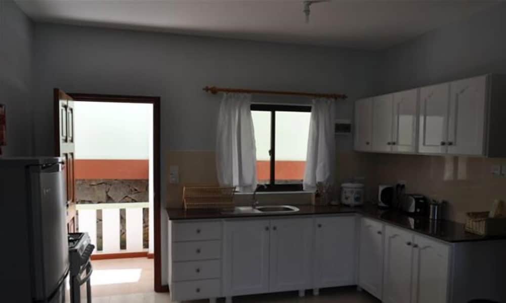 

Roma - Anse Boileau - Evergreen Apartments