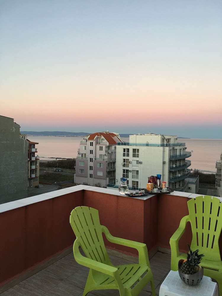 

Milano - Pomorie - Sea Breeze Pomorie
