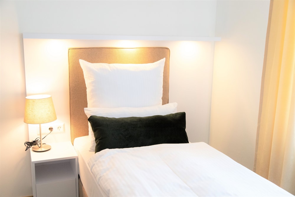 

Milano - Garbsen - Amplidi Hotel Hannover