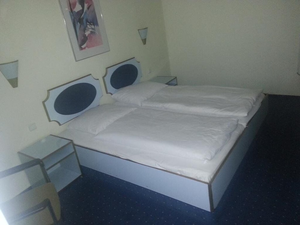 

Bari - Francoforte sul Meno - Hotel Garni Frankfurt