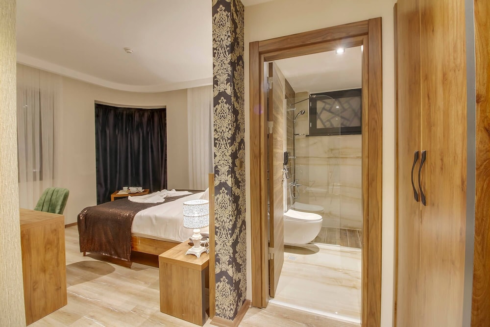 

Napoli - Kayseri - Newway Hotel