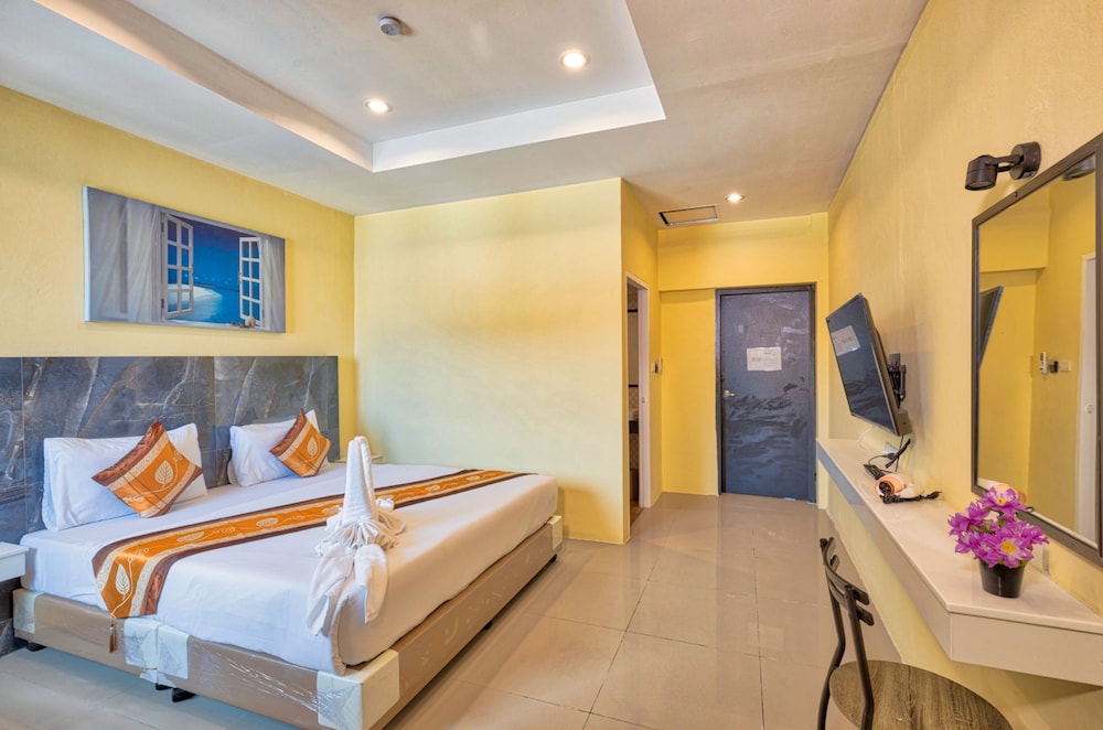 

Bologna - Kata Beach - TJ Patong Hotel - SHA Plus