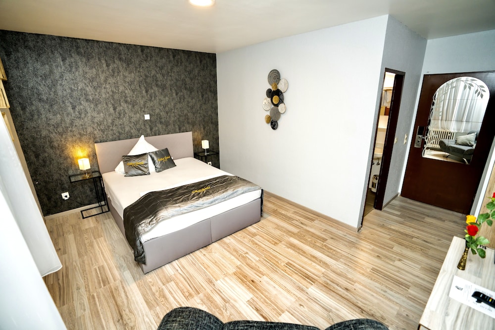 

Milano - Francoforte sul Meno - Parkhotel Lindenhof - KOSTENLOSE PARKPLÄTZE