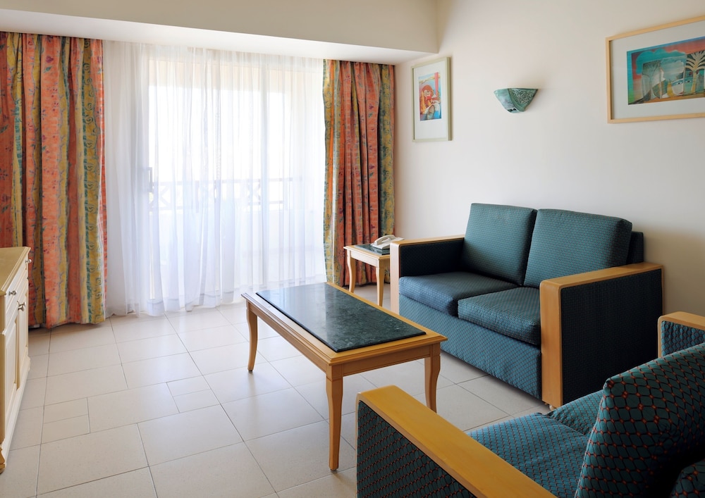 

Olbia - Sharm El Sheikh - Naama Bay Promenade Beach Resort Managed By Accor