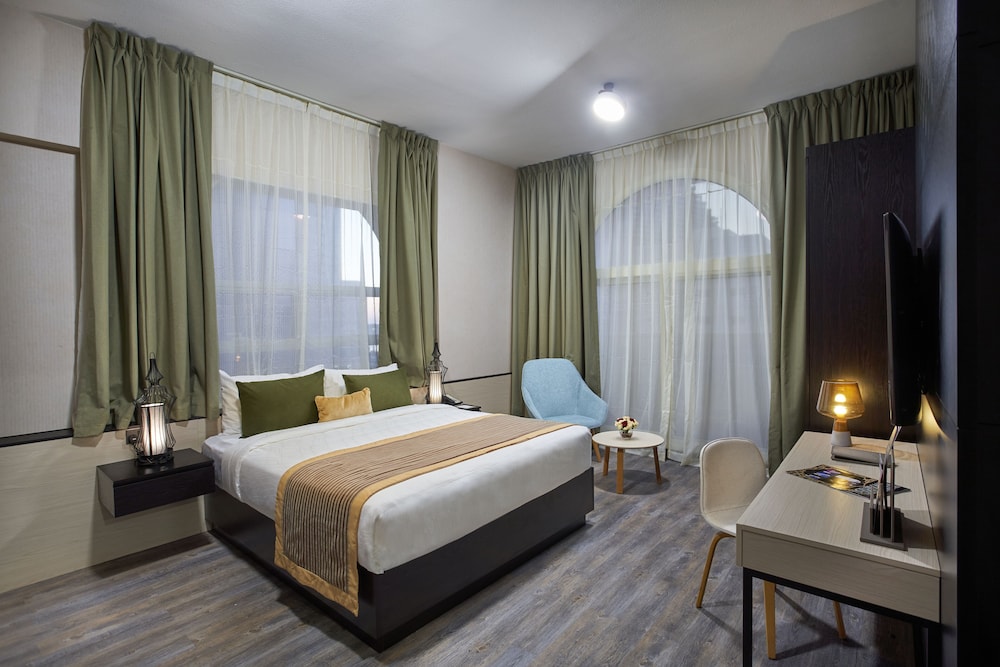 

Bologna - Sharjah - TIME Express Hotel Al Khan