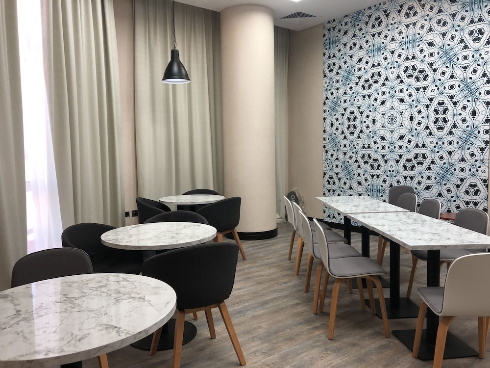

Catania - Sharjah - TIME Express Hotel Al Khan
