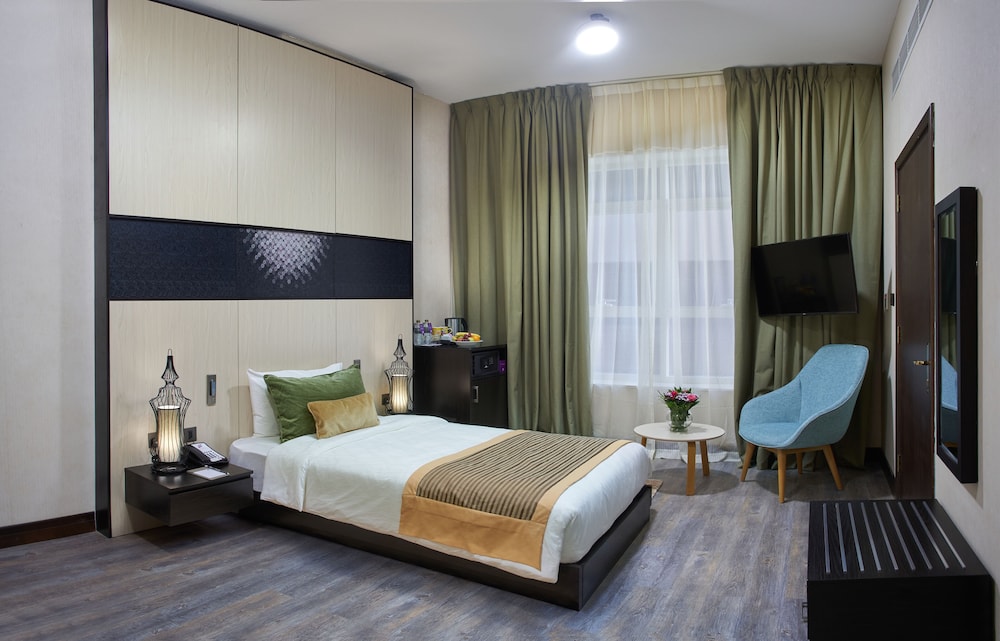 

Bologna - Sharjah - TIME Express Hotel Al Khan
