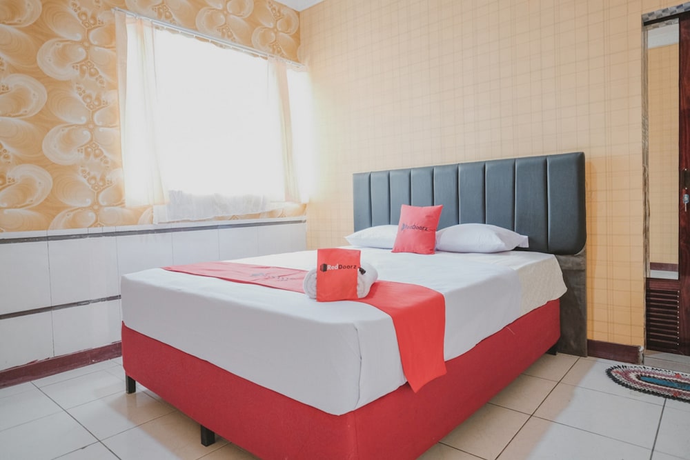 

Milano - Sumatra, Indonesia - Hotel O Asyaffirah Near Masjid Raya Al Mashun SM Raja Medan