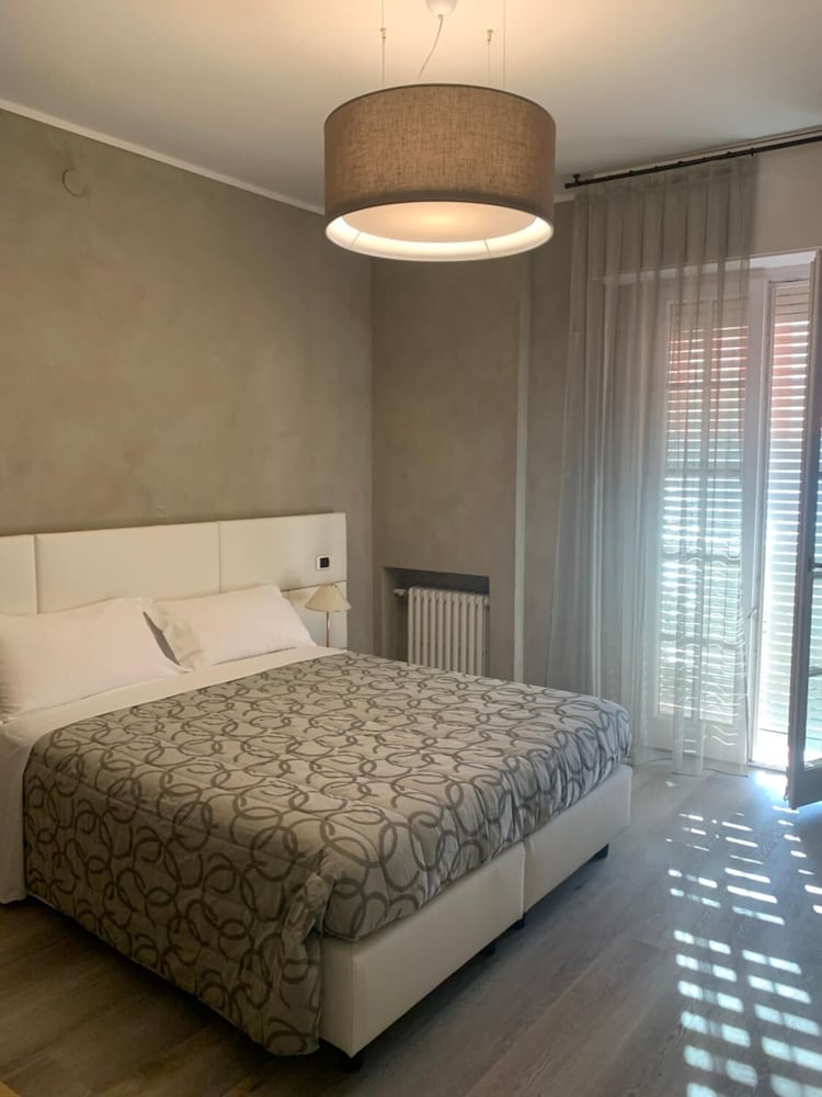 

Milano - Affi - Hotel Conca D'Oro ***S
