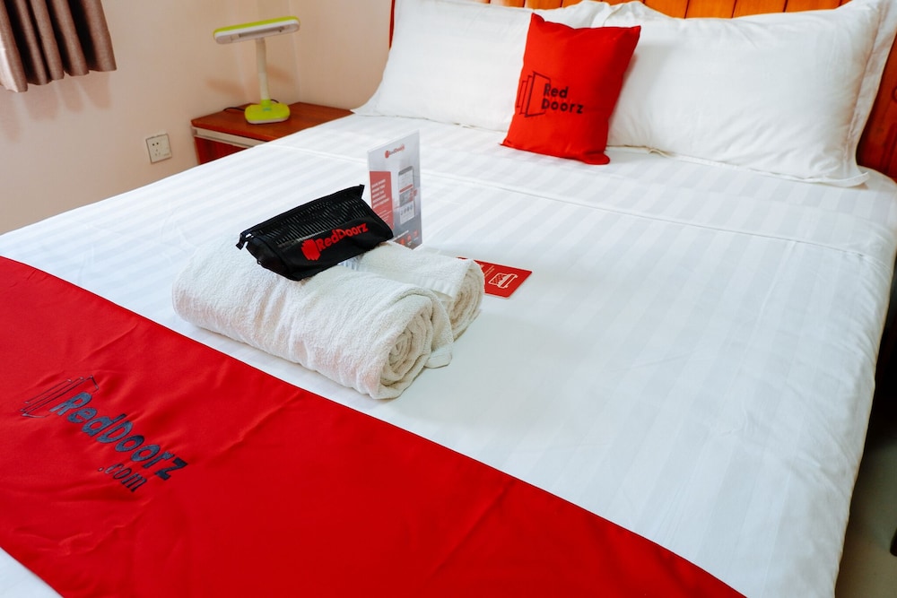 

Roma - Mactan - RedDoorz Plus near Camella La Brisa Lapulapu