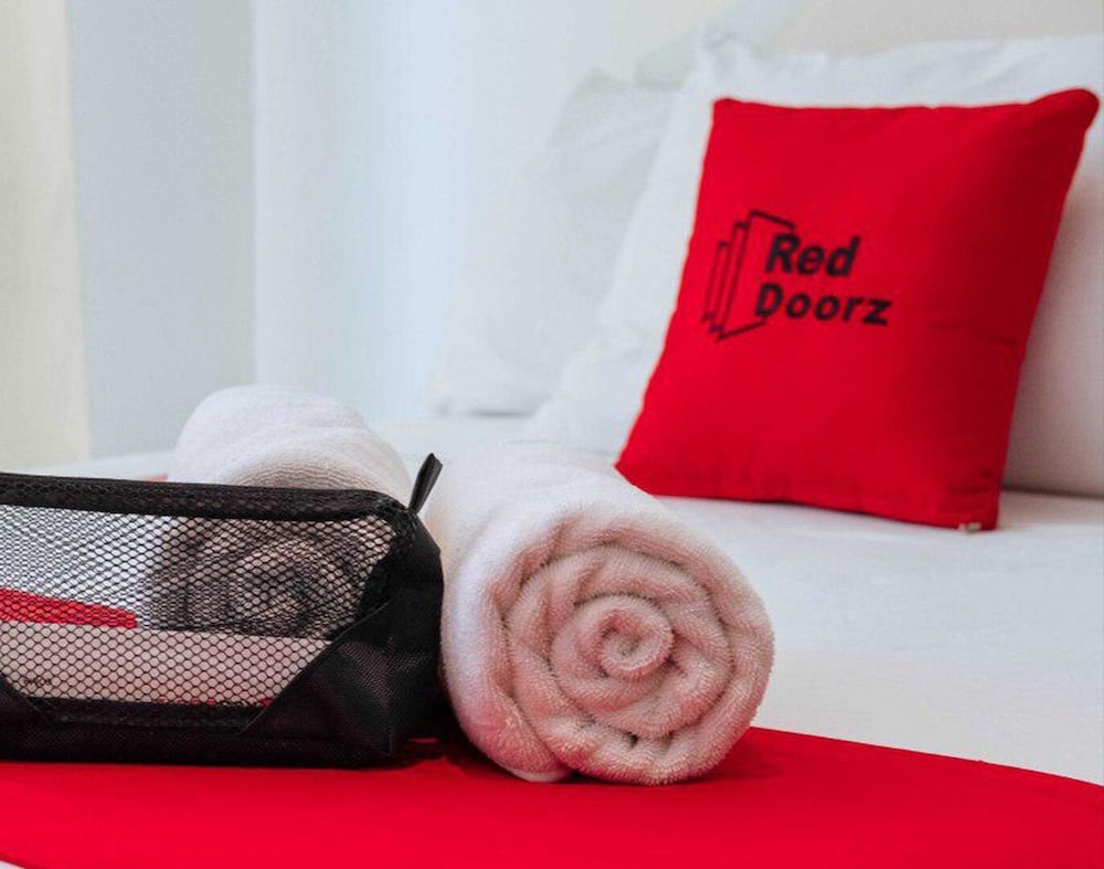 

Milano - Cordova - RedDoorz Plus near Camella La Brisa Lapulapu