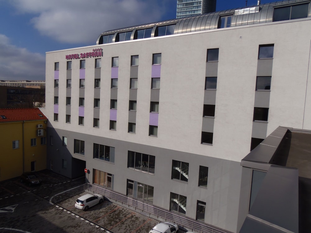 

Milano - Bratislava - Hotel Saffron