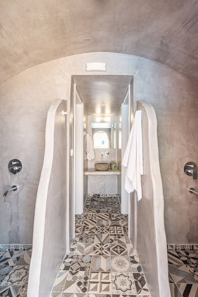 

Venezia - Santorini, Isole Greche - Marianna Hotel