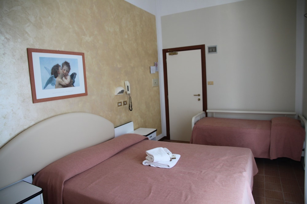 

Napoli - Bellaria Igea Marina - Hotel Adriatica sul Mare